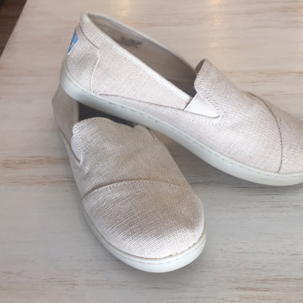 Tom Youth Size 6